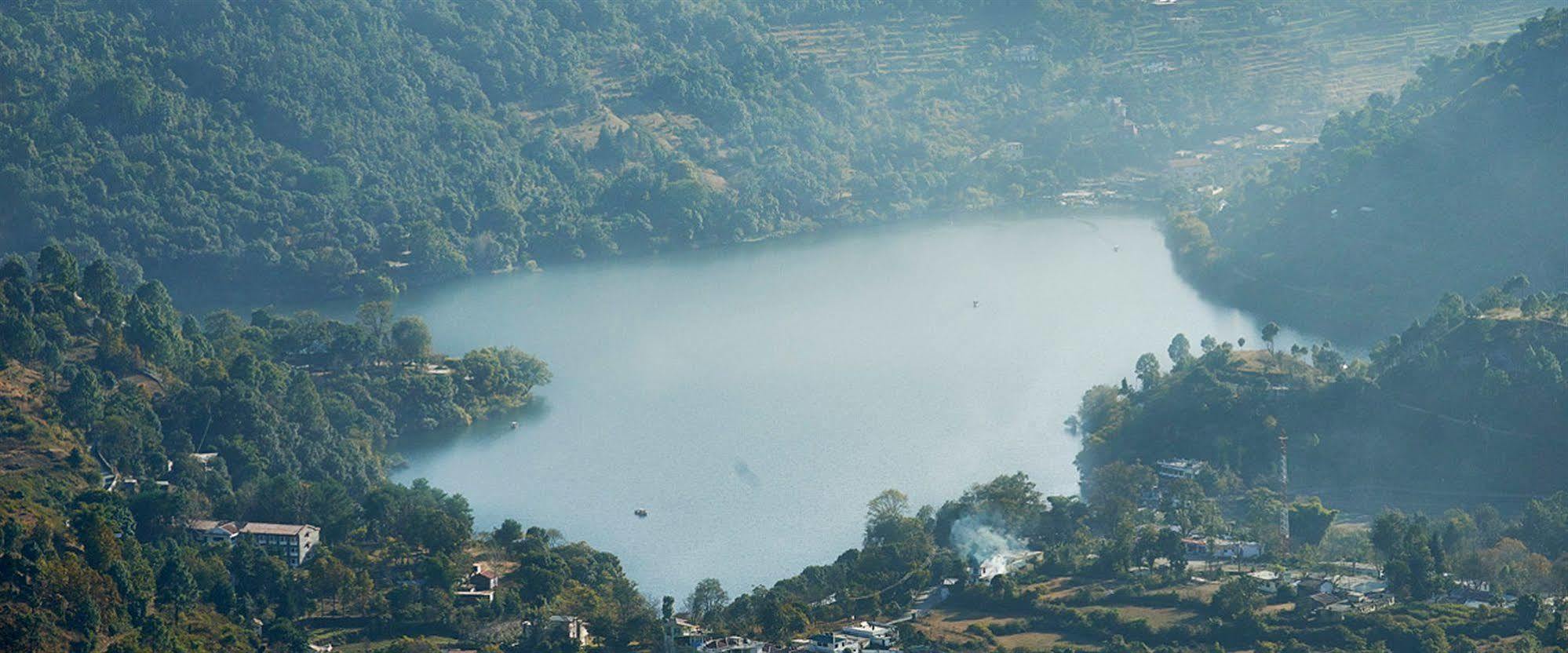 Club Mahindra Naukuchiatal Hotel Nainital Exterior photo